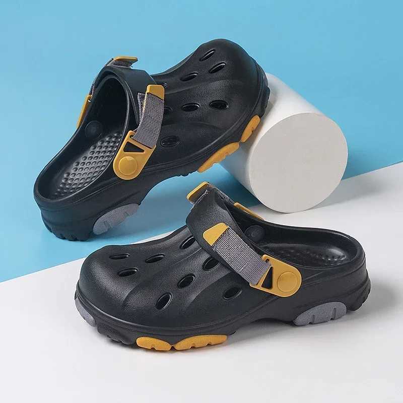 Childrens shoes boys sandals summer cute summer chlorine indoor shoes for children aged 3 to 7 sports shoes casual sports boys slippers Z250410