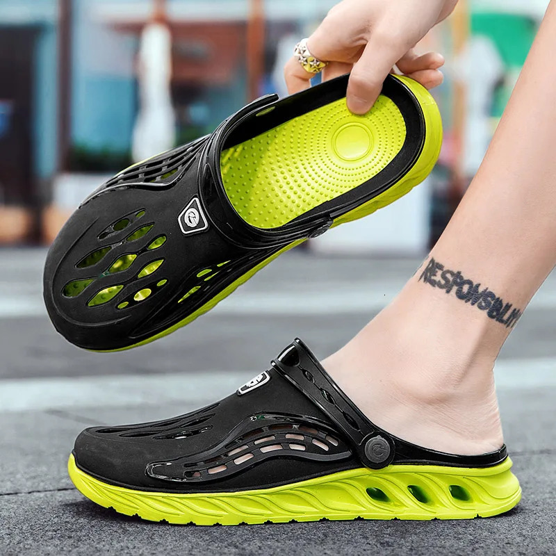 Summer Beach Sandals Non slip Breathable Mens EVA Clogs Sandals Fashion Garden Hole Shoes Mens Flip Cover 250408