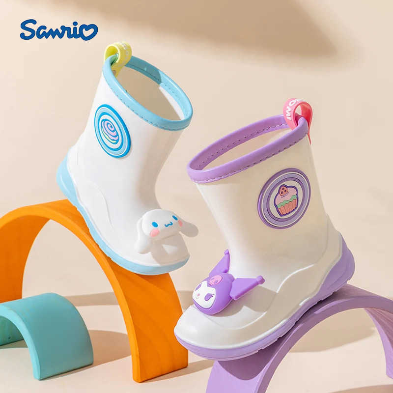 Sanrio genuine childrens rain boots cute cartoon rain boots girls non-slip glue shoes H2511101