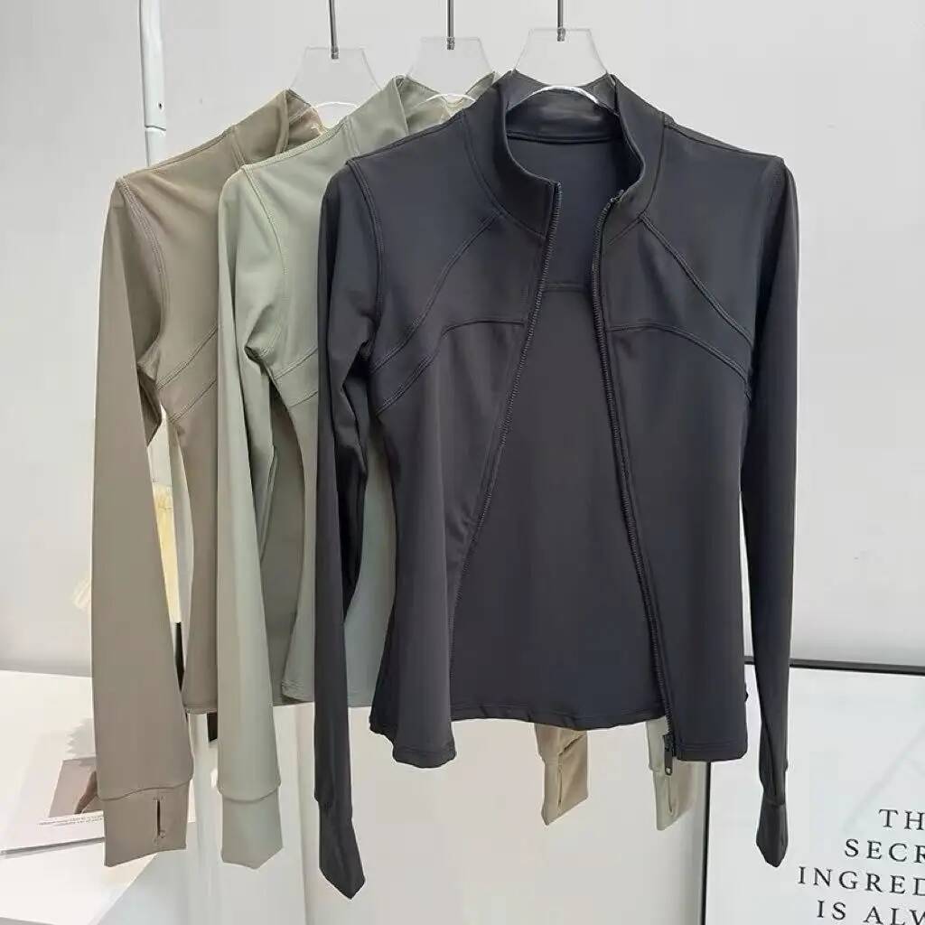Yoga Women's High-end Standing Collar Long Sleeved Sports Jacket Training Fitness Top Windproof Running Suit