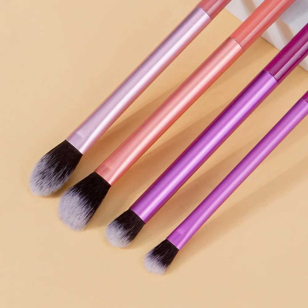 Makeup Brush Kit Soft 8pcs Synthetic Hair Make Up Brushes Foundation Blush Eyeshadow Cosmetic Makeup Tools L251110