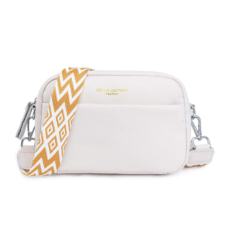 Single shoulder crossbody women's wholesale fashionable commuting simple top layer cowhide small square bag 2025 new style temperament chic elega
