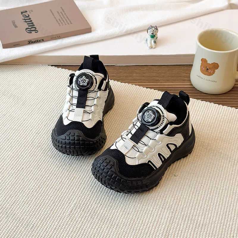 Childrens Casual Cotton Shoes 2025 Autumn Winter New Boys Girls Retro Sports Shoes Kids Non-Slip Warm Plush Fashion SneakersT251110
