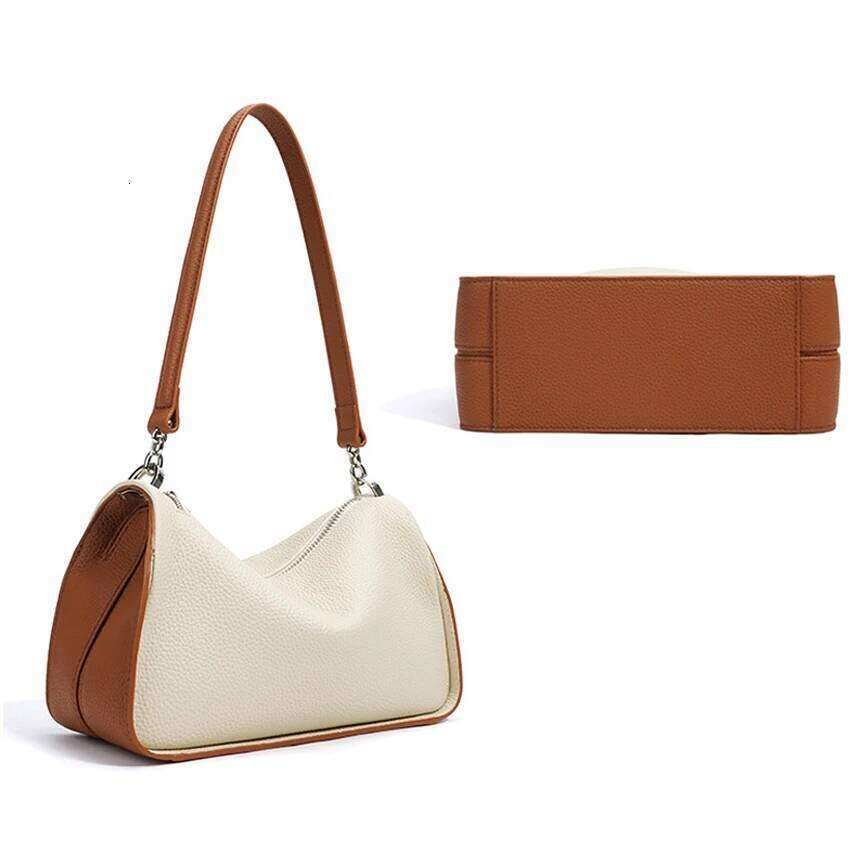 New Genuine Shoulder Small Crossbody Toast Bag Women Versatile Stylish Top Grain Leather Purse For Commute St251110