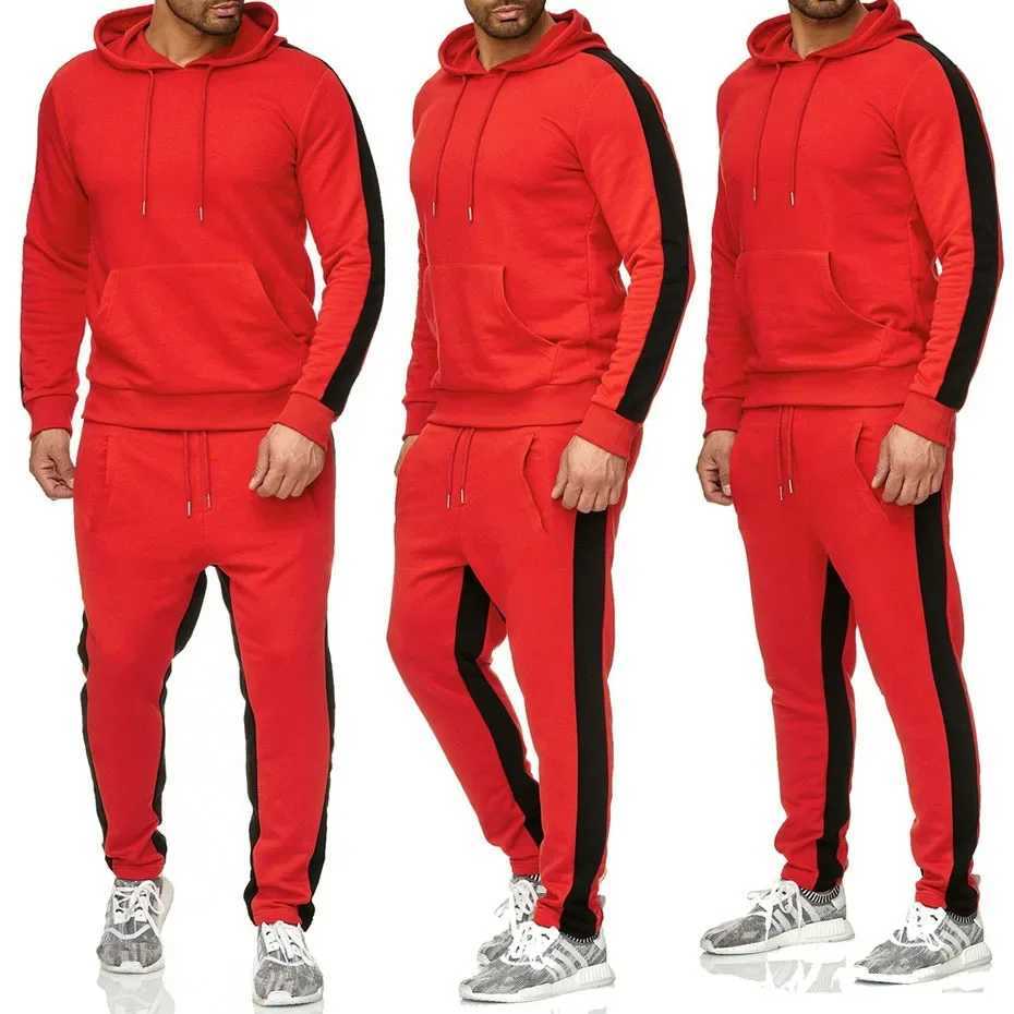 Mens two-piece sports suit color splicing casual winter style long sleeved warm quick drying breathable sportswear W251110