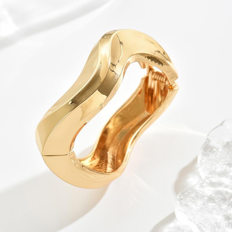 Elegant Sculpted Gold Bracelet Modern Statement Jewelry For Every Ocn TY