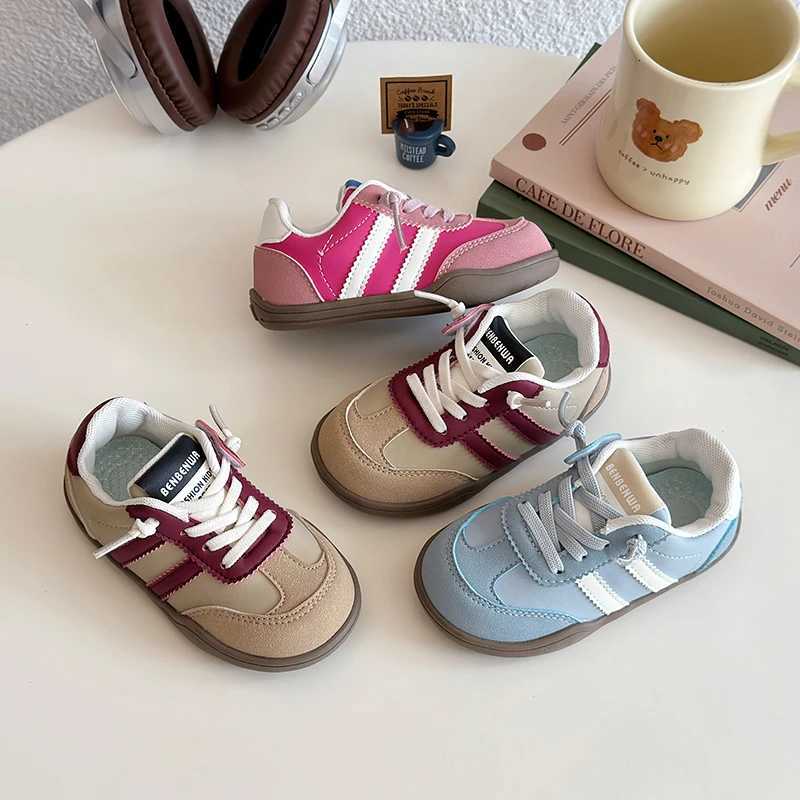 Childrens De Training Shoes 1-8 Years Old Blue Boys Girls Single Shoes Four Seasons Models Pink Soft Non-slip Kids Sneakers W251110