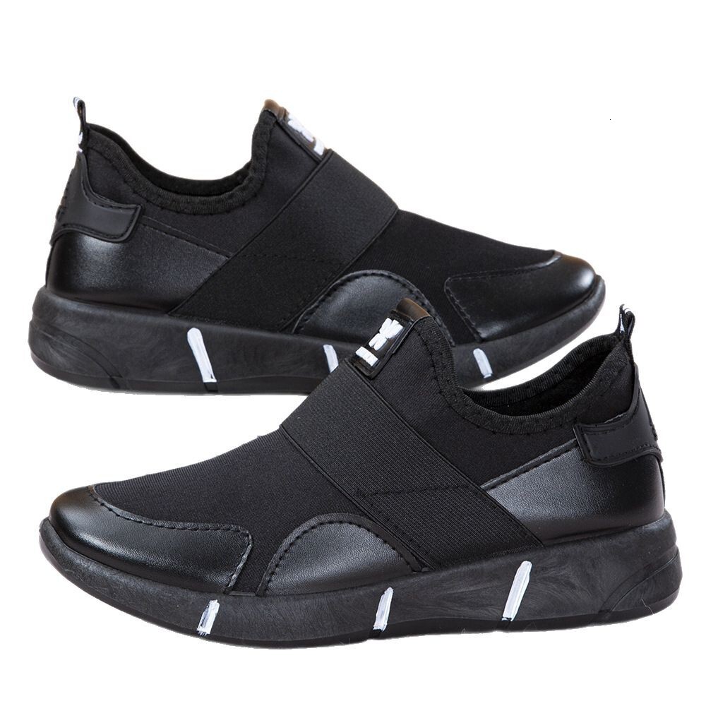 2025 New Korean Version One Step Lazy Women's Deep Mouth Round Head Plush Women's Designer Fashion Travel Shoes