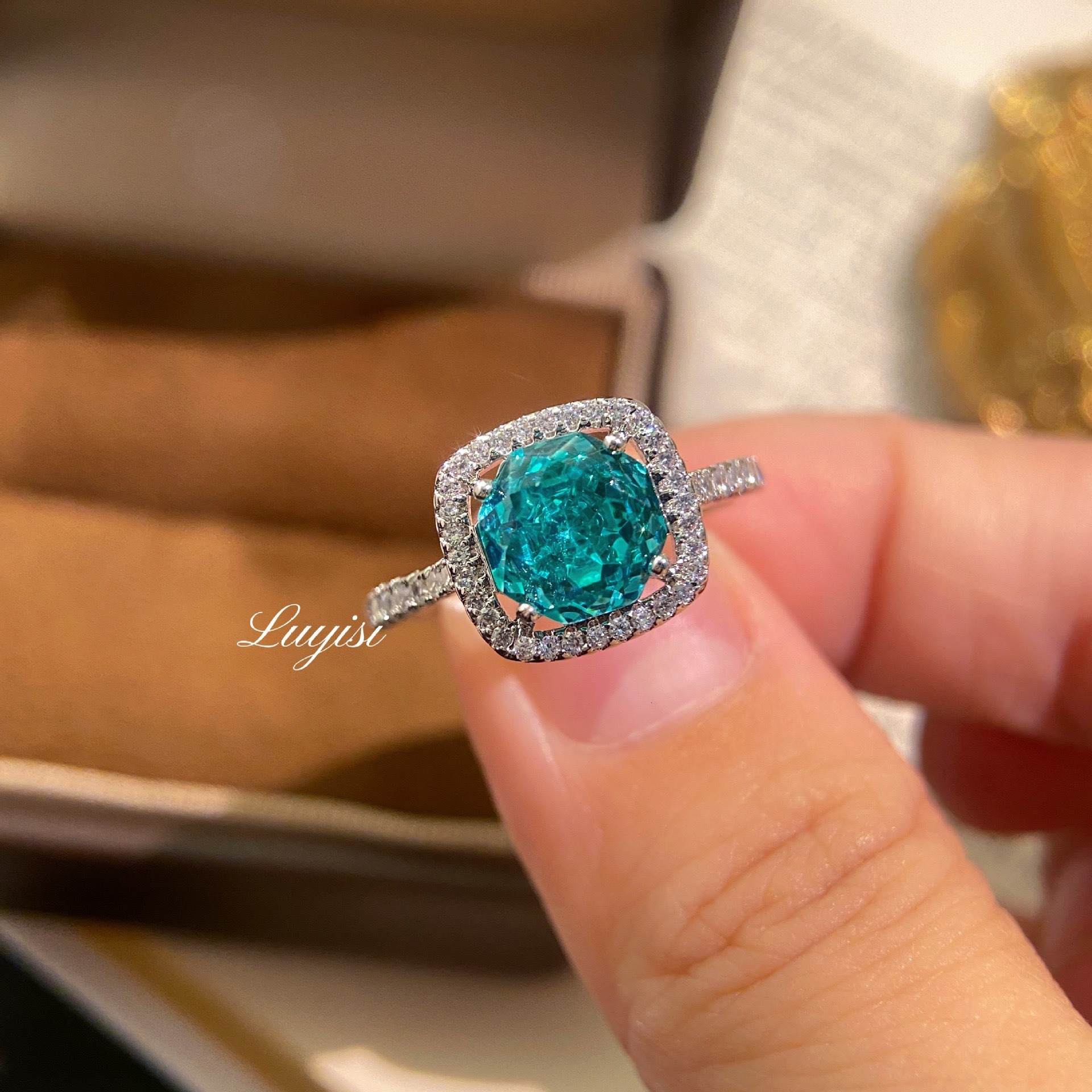 Hot Selling Popular Designer Ring Octagonal Millennium Rose Cut Fashion Ring Aquamarine Ring Light Luxury High-end Inlaid High Carbon Diamond Square R