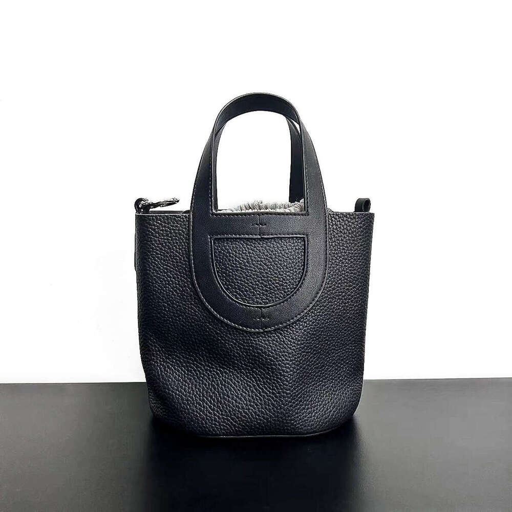 Head Layer Cowhide Pig Nose Vegetable Basket Women's High-End Handbag, Water Bucket Bag, Large Capacity Genuine Leather Shoulder Crossbody Bag