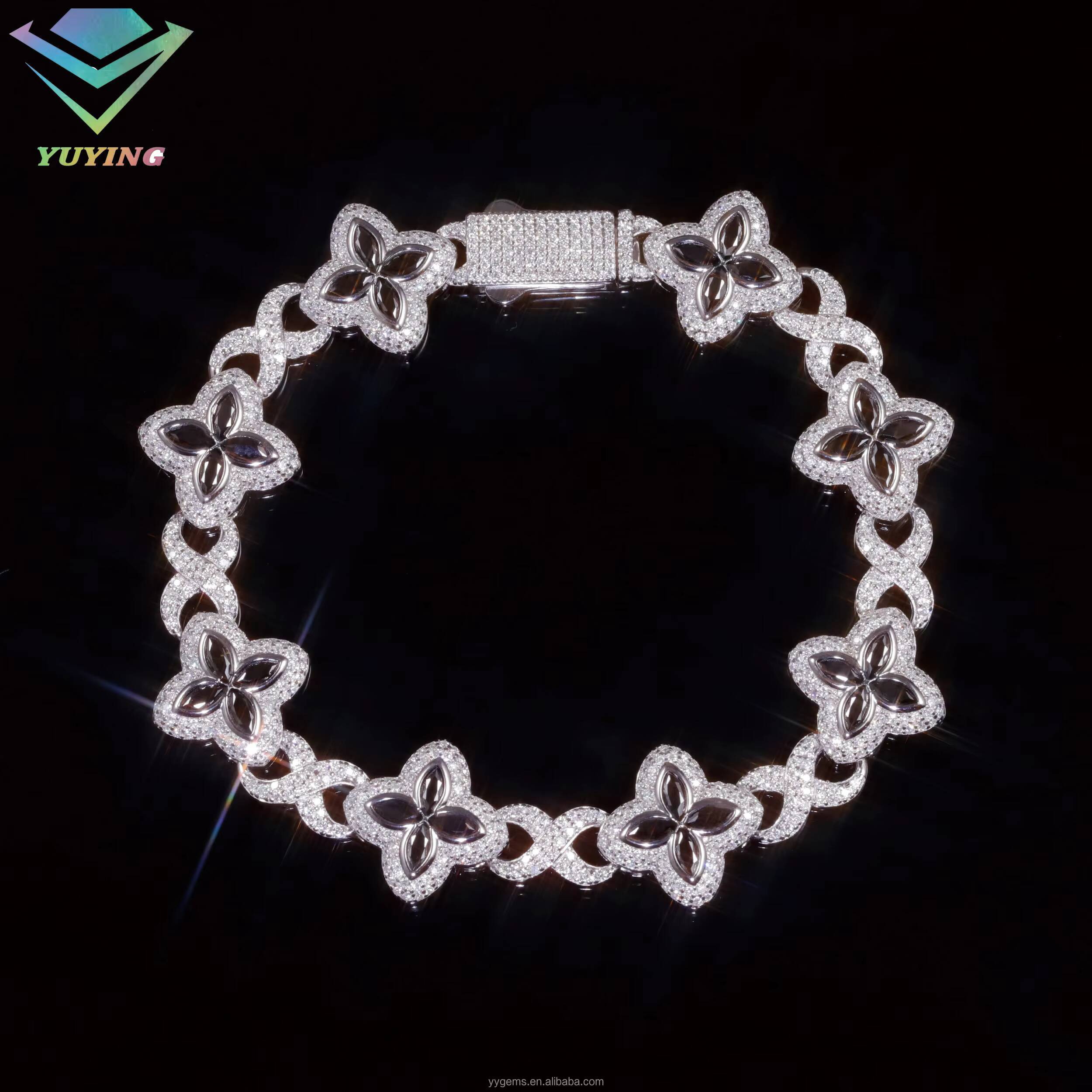 Ready to Ship Clover Bracelet S925 Silver Infinite Chain Black/white Moissanite Diamond Clover Bracelet for Women Girl