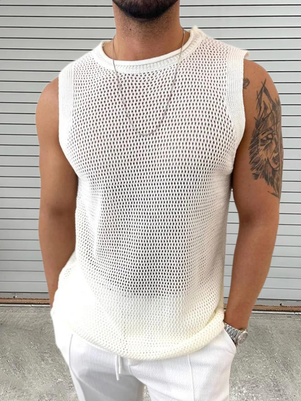 2025 Fashion Summer Knitwear Mens Round Neck Sleeveless Hollow Pullover European and American Tank Top 250407