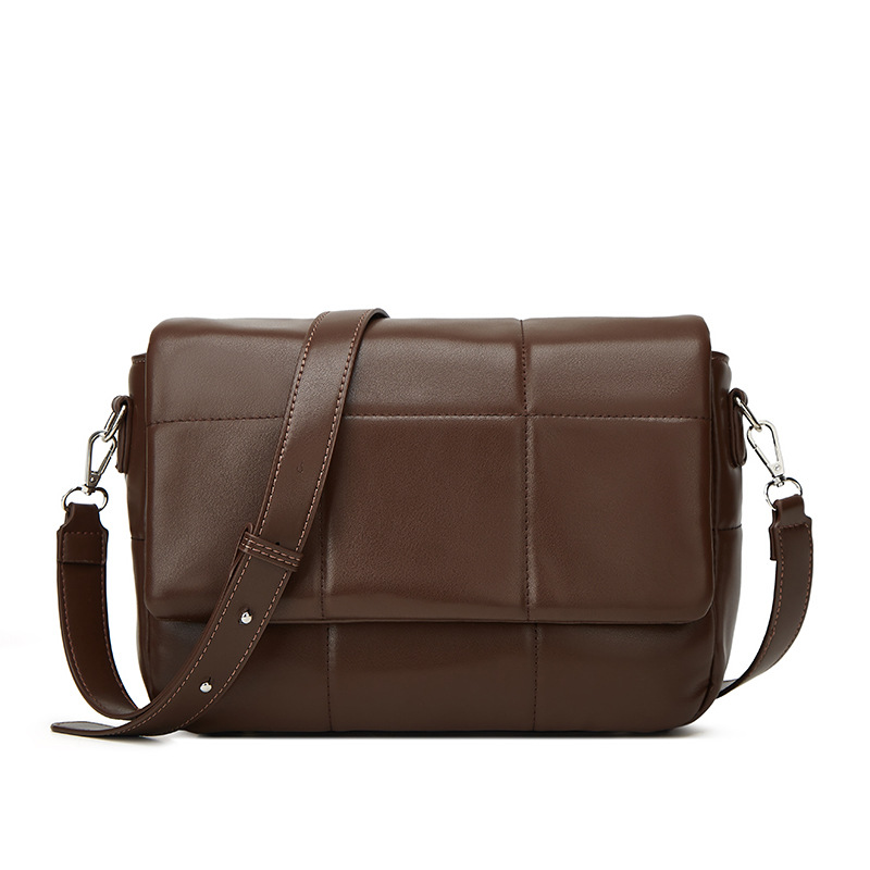 new Fashionable women's bag manufacturer direct sales embroidered thread shoulder crossbody bag cloud bag