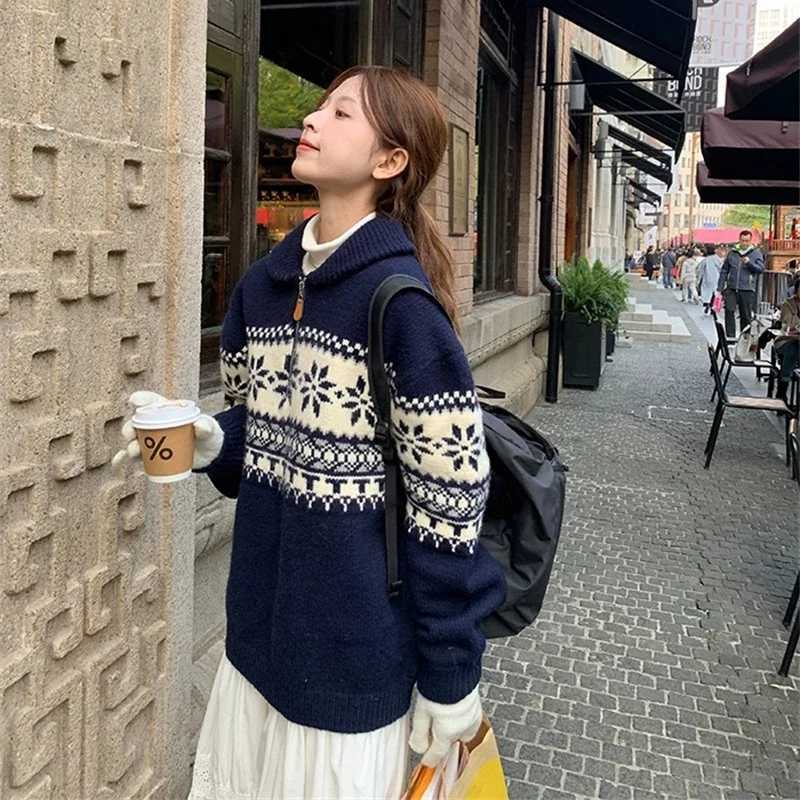 Fashion Winter Jacquard Loose Casual Knitted Pullover Top Retro Zipper Lapel Sweater Women Autumn Korean Sweet Long Sleeve Knitwear Y251110