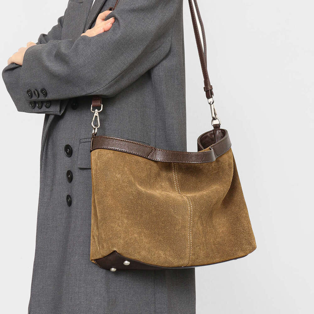 Elegant Retro Tote Bag Burgundy Magnetic Closure, Golden-Tone Hardware, Structured Handbag With Fixed Strap & Detachable Crossbody, Versatile For Work