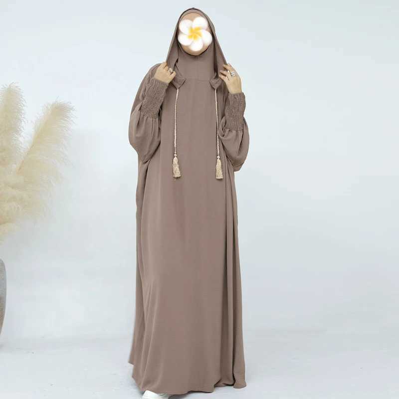 Womens Tassel Abayas slim Ramadan prayer outfit with hood Jalaba solid casual bat wings Sve Arabian Oriental robe Eid al Fitr Djb W250401
