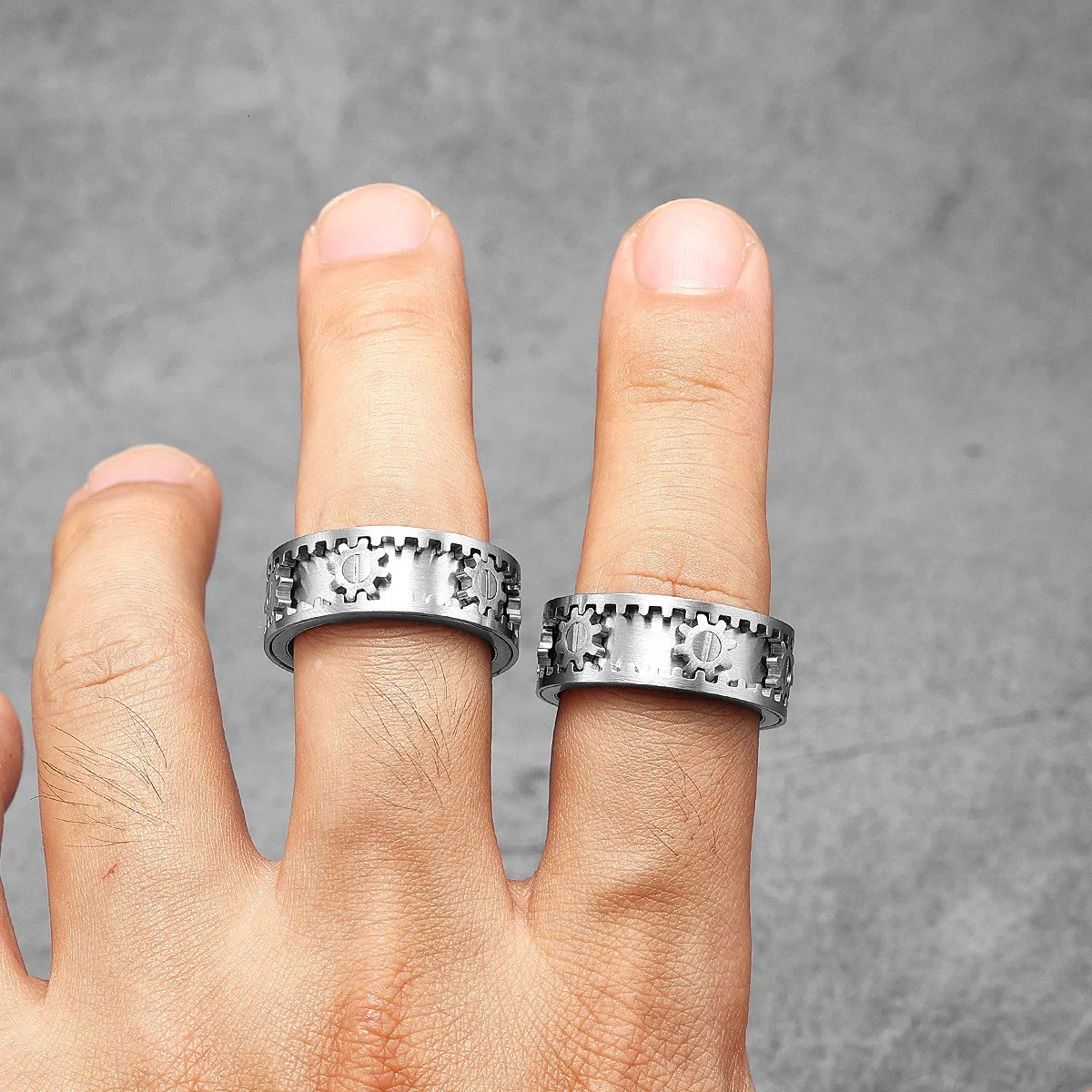 Fidget Spinner Gear Men Rings Stainless Steel Women Jewelry Punk in Rock Stranger Things Fashion Accessories Gift Wholesale 251110