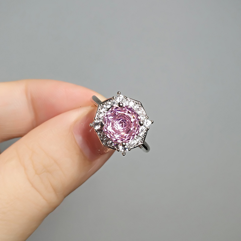 Hot Selling Six Sided Cut Rose Ruby Ring Light Luxury And Super Shiny Designer Ring Ice Flower Fashion Ring High Carbon Imitation Yellow Crystal Pink 