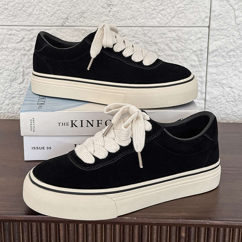 Suede Niche Workwear Sneakers Men Retro Casual Thick Sole Leather Low-top Vulcanized Shoes Japanese Style C1597