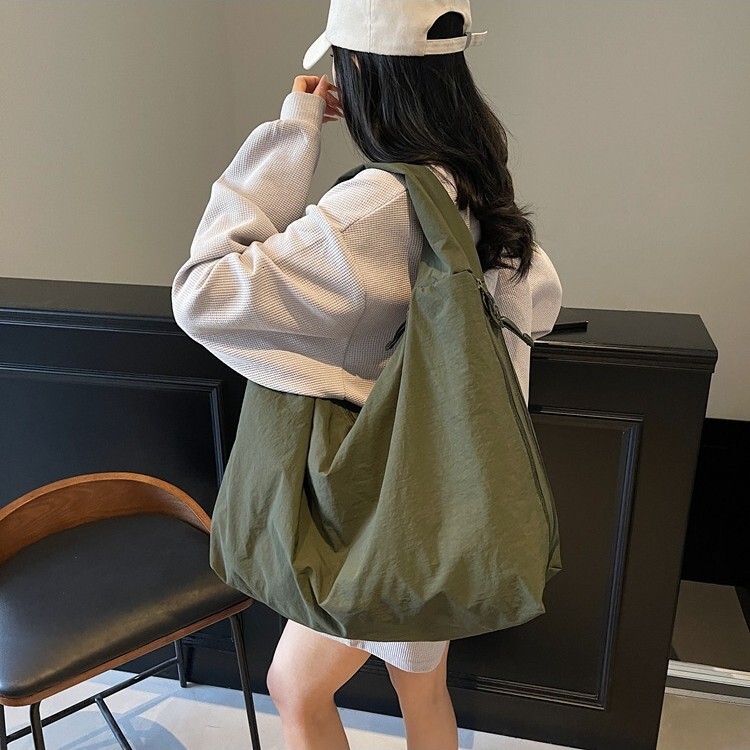 Nylon Tote Large Capacity Trendy Lazy Style Casual Shoulder Korean Version Daily Simple Commuter Bag Versatile