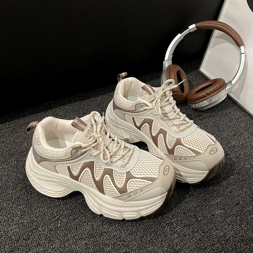 Petite Height-Increasing Retro Thick-Soled Dad for Women 2025 New Autumn Casual Soft-Soled Lightweight Sports Shoes