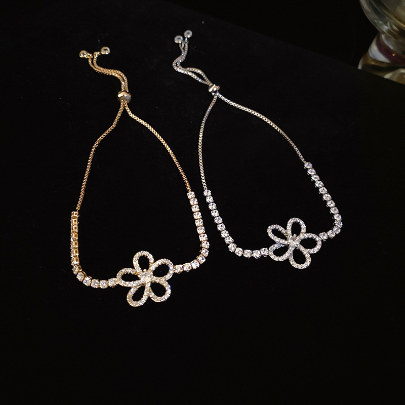 Real Gold Plated Zircon Flower Hollow New Fashionable Elegant Bracelet Vintage Light Luxury Simple Jewelry