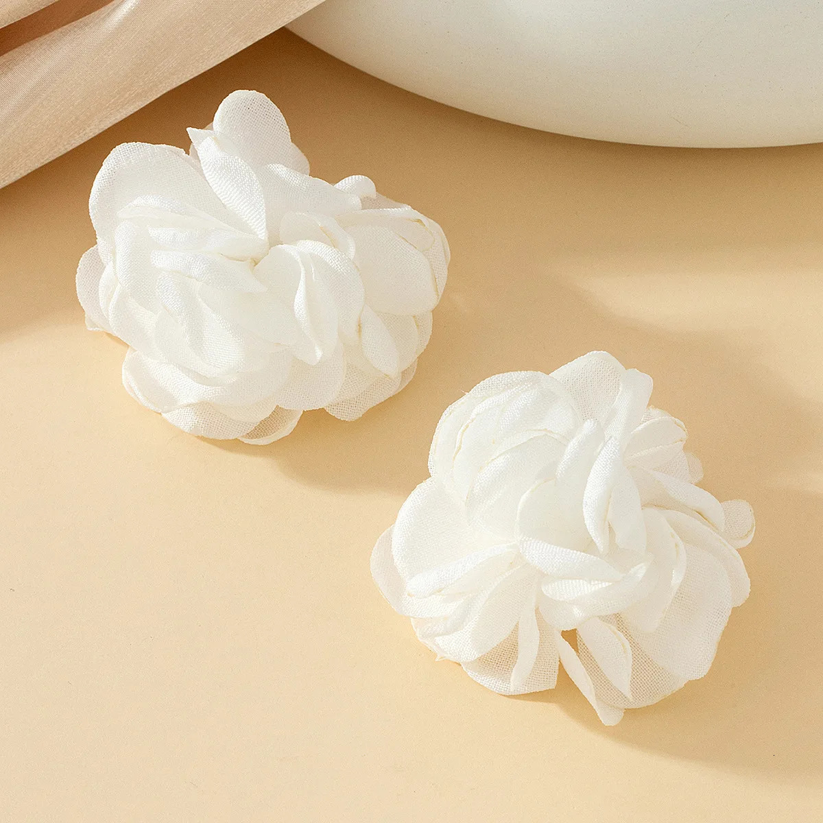 Stud Earrings For Women Elegant Temperament Large Size Rose Flocking Cloth Ear Accessories Fashion Jewelry Party Holiday AE252 250409