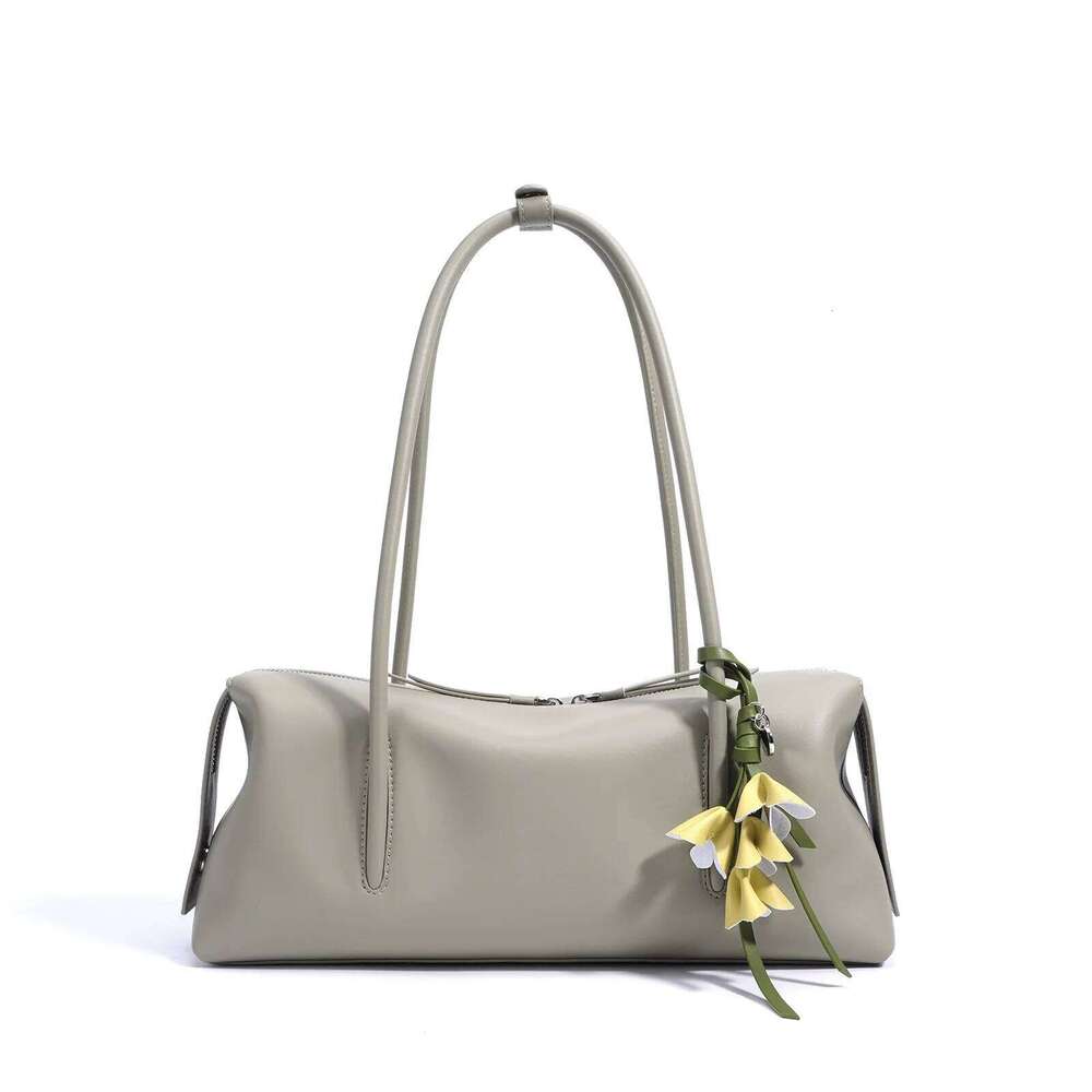 Designer Lazy Style Genuine Split Cow Leather Tote Bag Niche Crossbody Purse With Pendant Minimalist Chic Handbag For Women St251110