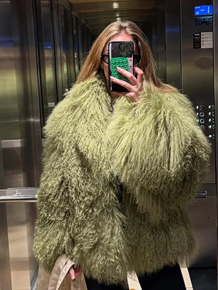 Fashion Solid Plush Faux Fur Coat Women Elegant Warm Long Sleeves Loose Jacket Lady Winter Chic High Street Outerwear 251110