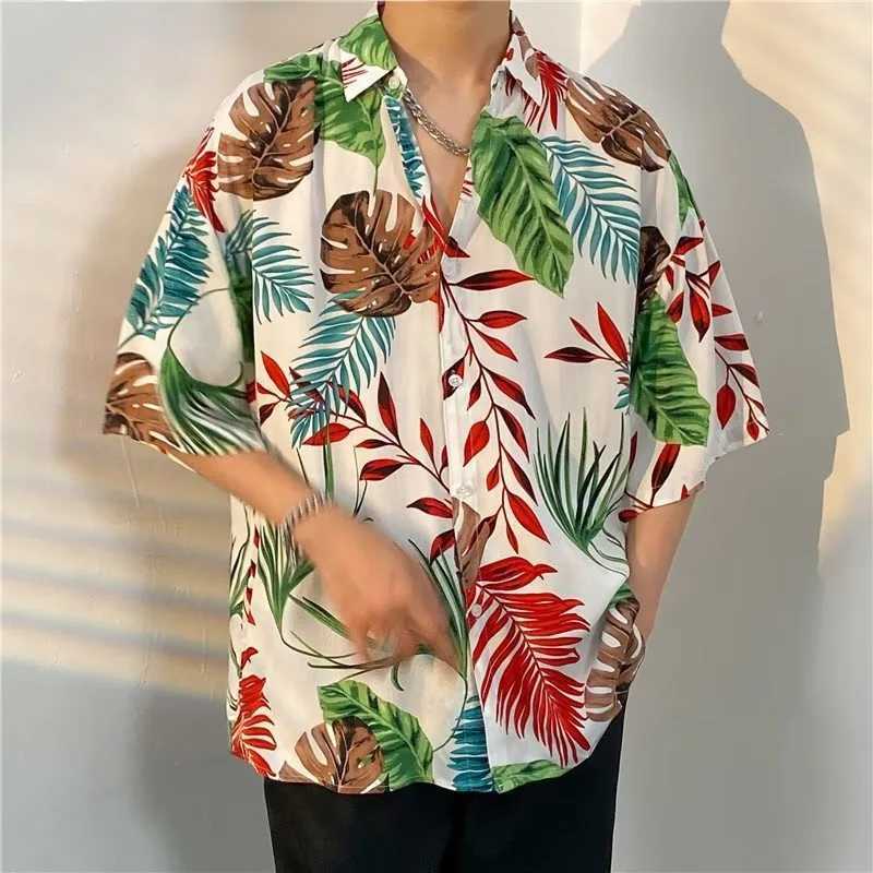 Hawaiian mens summer casual fashion loose short sleeved button up collar shirt beach palm beach printed loose top X250410