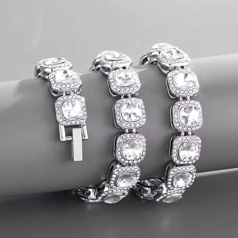 Hip hop chilled square tennis chain necklace, fashionable gold-plated necklace accessories