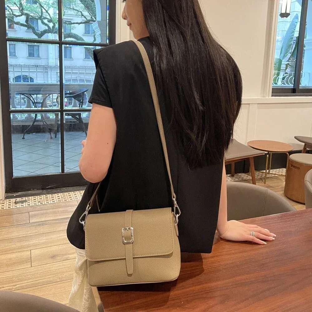 Women's Genuine Leather Crossbody Bag Commuting Versatile Handbag, Fashionable First Layer Cowhide Small Shoulder Purse