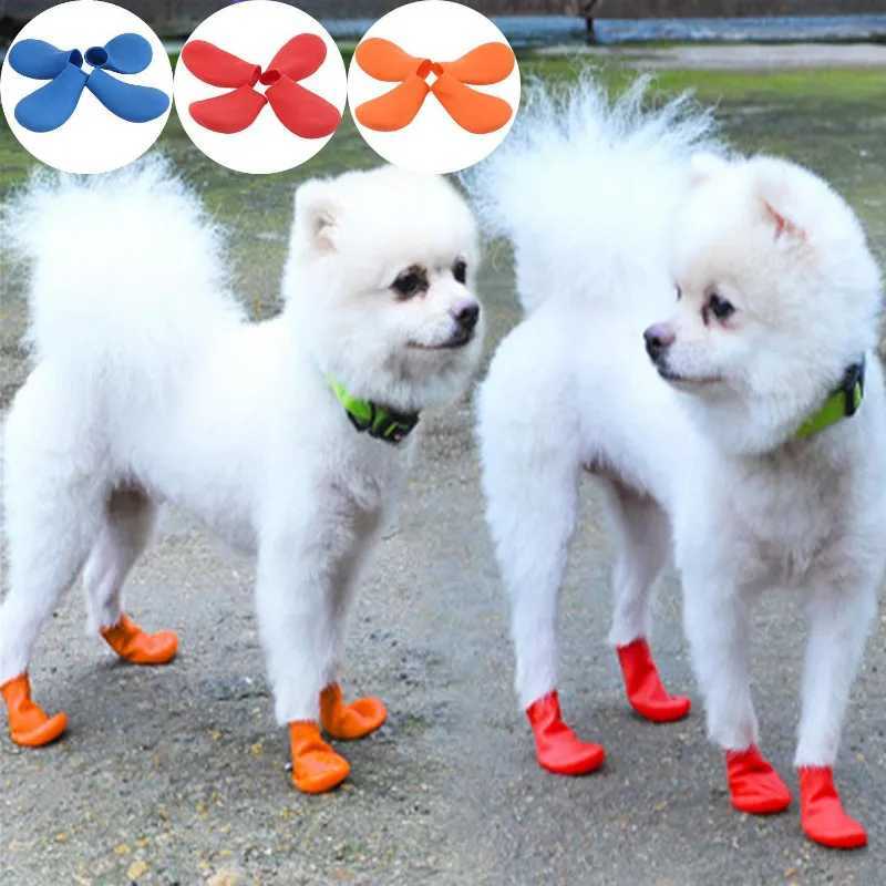 New 4 pieces of waterproof and anti slip rubber boots for pets suitable for small medium and large dogs cats outdoor shoes dog ankle boots and pet acc