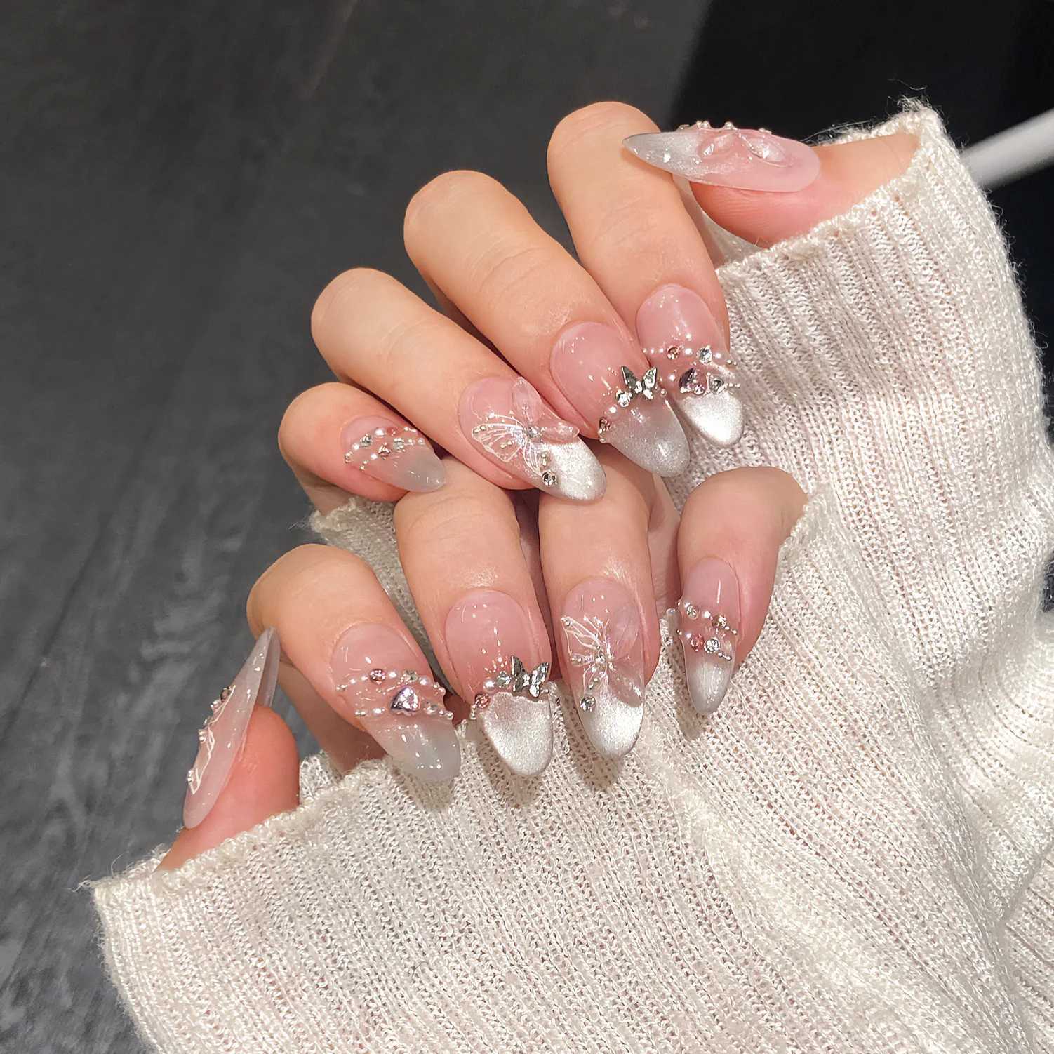 0 pieces of butterfly Deisgn pink cat eye French handmade embossed fake nails wearable nail art tips W250410