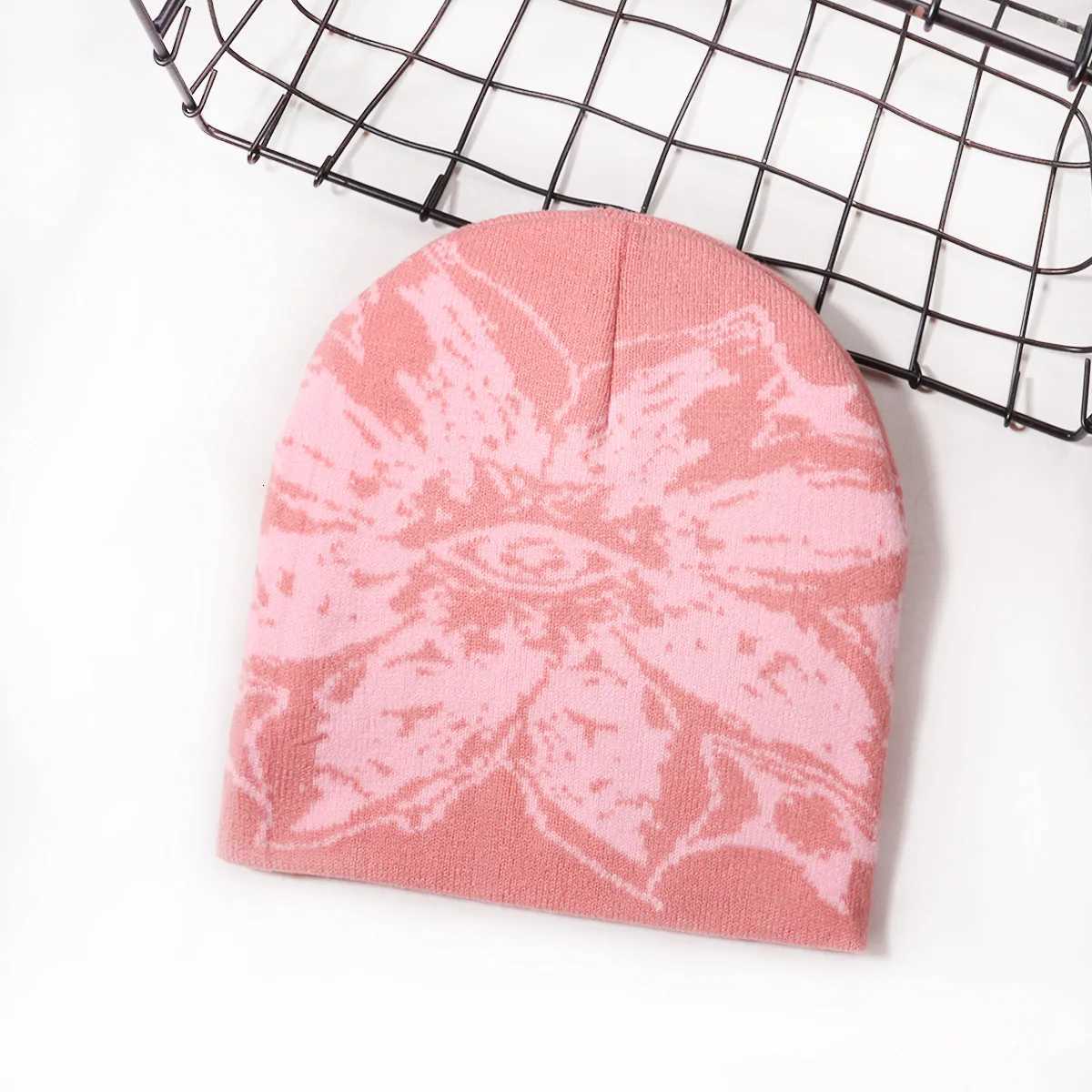 1PCS personalized trend large patterned jacquard knitted hat street outdoor sports skullcap unisex beanieXJ251110