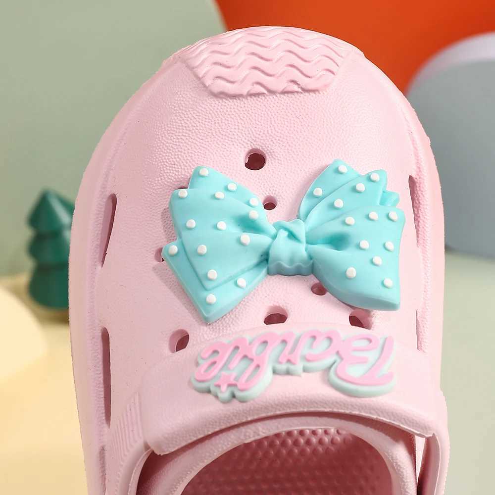 Summer childrens sandals with holes soft and non slip slider cute bow DIY design shower head girls sandals Z250410