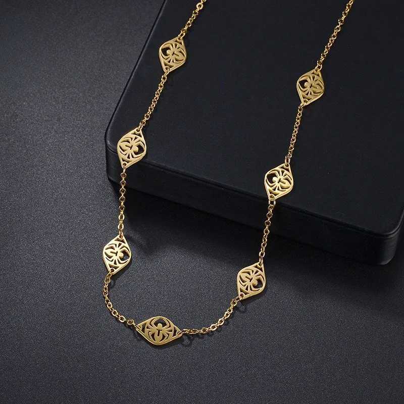 Custi Trendy Stainless Steel Name Waist Chain Flower Pattern Fem Personalized Hip Hop Summer Sexy Body Chain Jewelry X250410