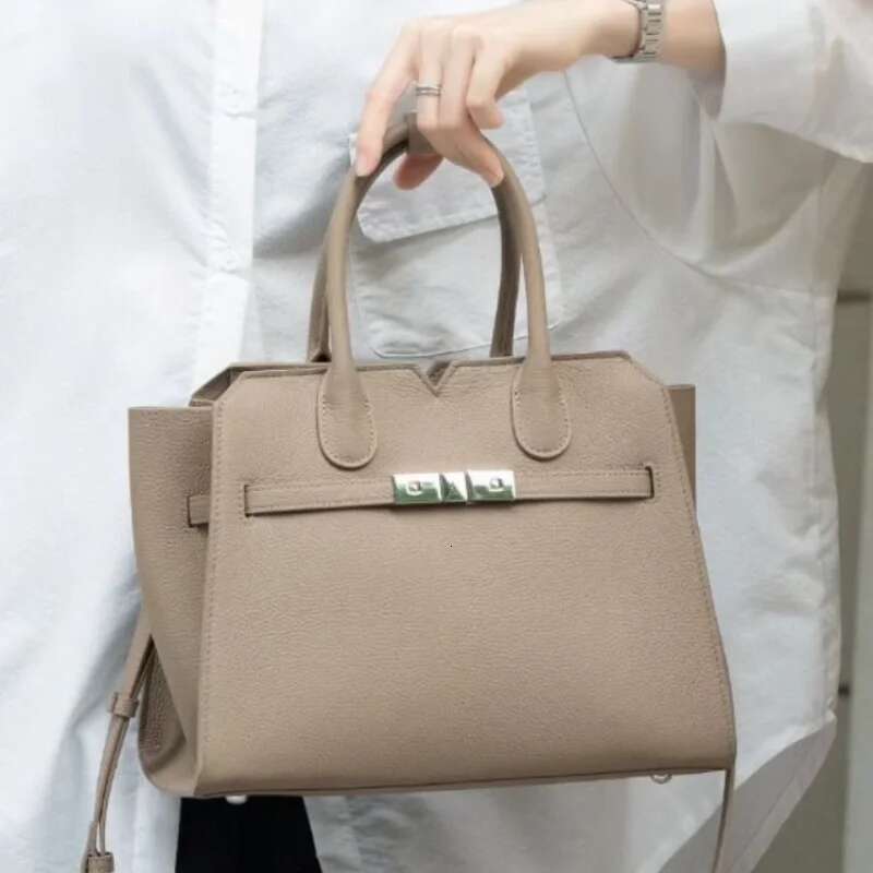 New Classic Autumn High End Office Commuter Tote For Ladies Coat Thick Cowhide Leather Women Handbag Large Travel Shoulder Bag