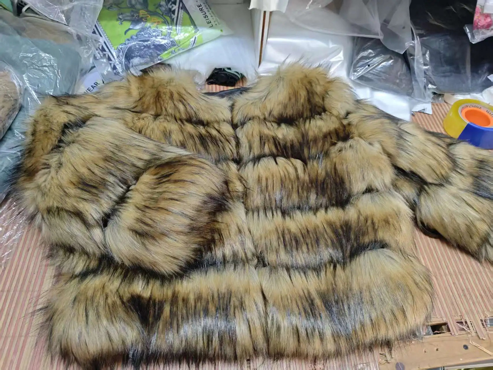 Faux Raccoon Fur Coat Women Jacket y Winter Fluffy Thick Warm Furry Outwear 251110