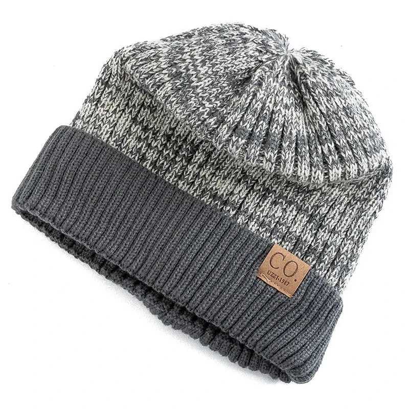 New Unisex Two-Tone Winter Hats Add Fur Lined Men And Women Fashion Warm Beanie Cap Casual Winter Knitted HatsXJ251110