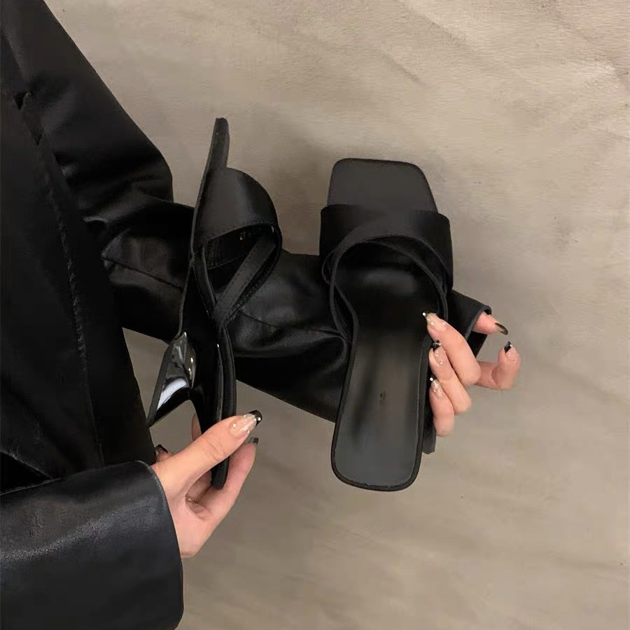 New free shipping designer for womens flat slippers black sliver green beige Summer Fashionable high-end wedge heel high-heeled sandals