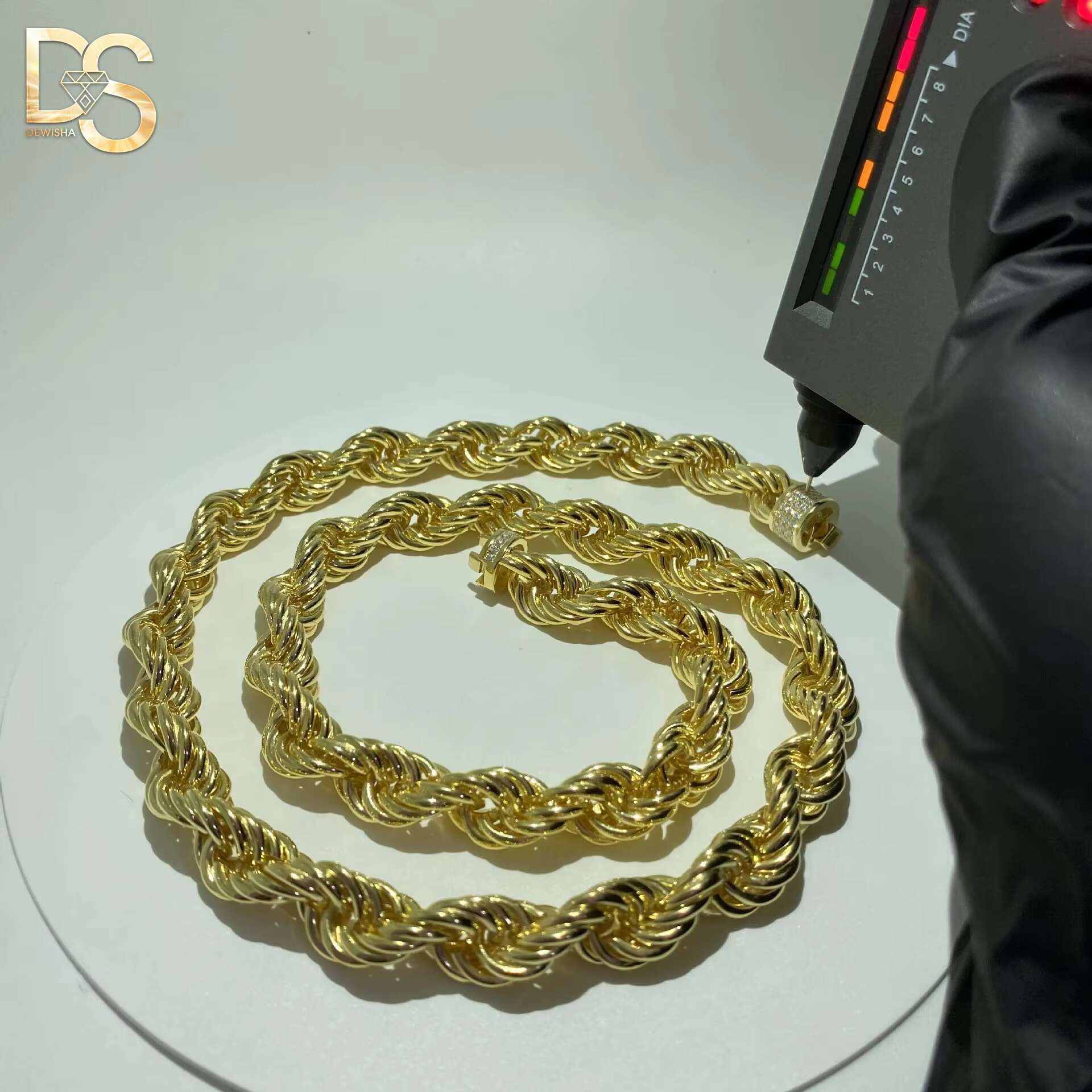 Luxury Gold Plated Hip Hop Mens Custom Cuban Chain Moissanite Diamond Necklace