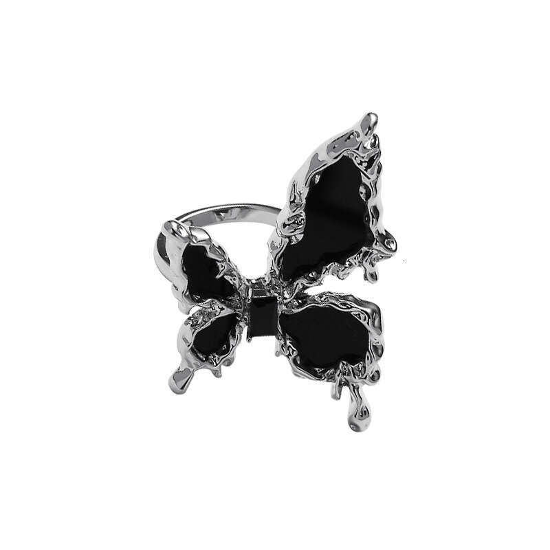 DHcollections New Chinese Style Butterfly Ring for Women, Black Star Body, Niche Design, Light Luxury, Dark Style, Index Finger Couple Ring, Trendy