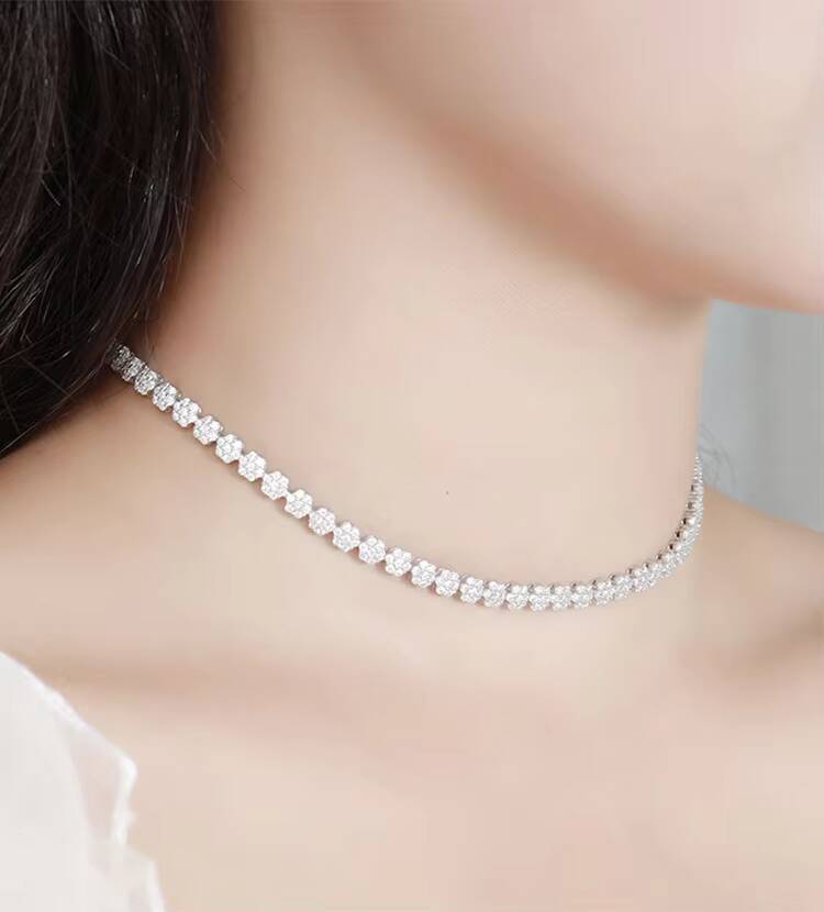 925 Sterling Silver Moissanite Full Diamond Plum Blossom Collar Necklace Advanced Adjustable for Weddings Parties Engagements