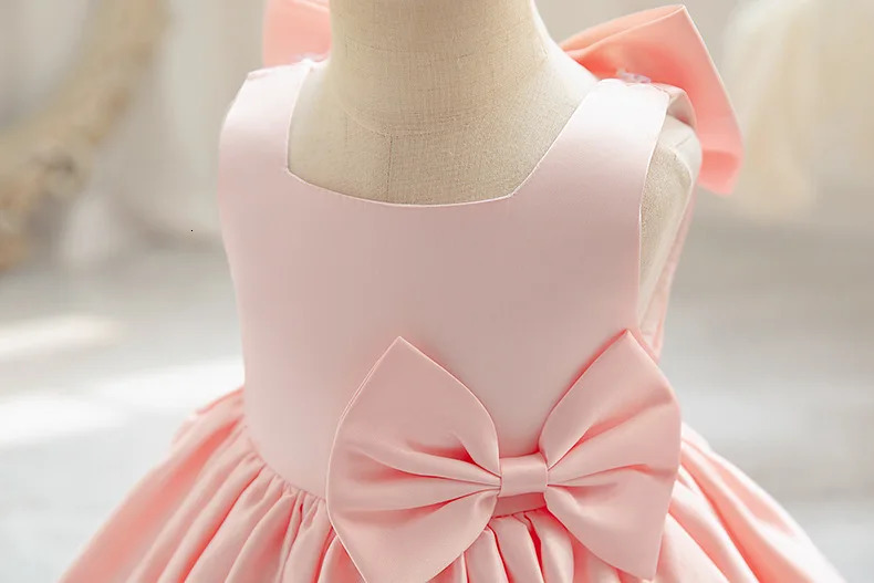 Girl Bow Princess Dress 0-5 Year Old Baby Fashion Satin Dress Carnival Birthday Party Host Performance Dress 250403
