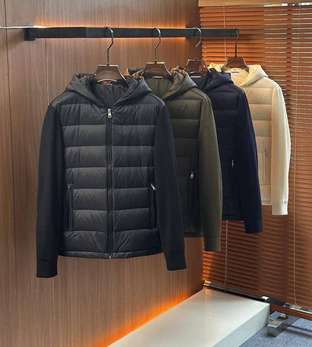 2025 Autumn/Winter New Style M Home Knitwear Lightweight Down Jacket Men's Short Slim Fit Outfit