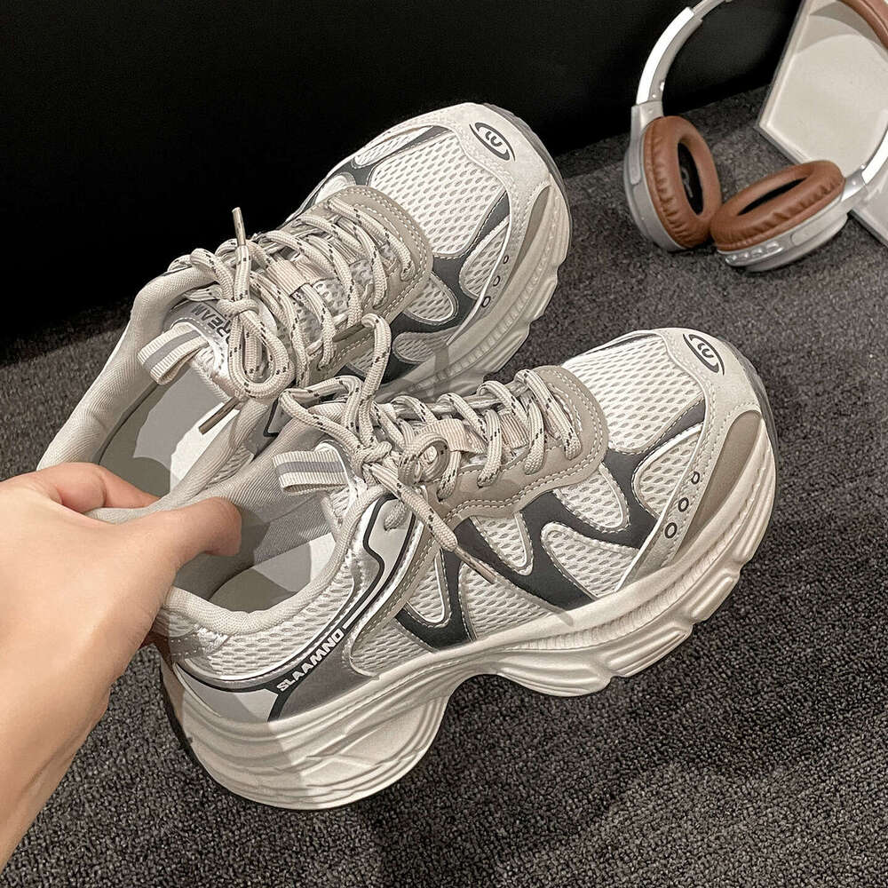 Petite Height-Increasing Retro Thick-Soled Dad for Women 2025 New Autumn Casual Soft-Soled Lightweight Sports Shoes