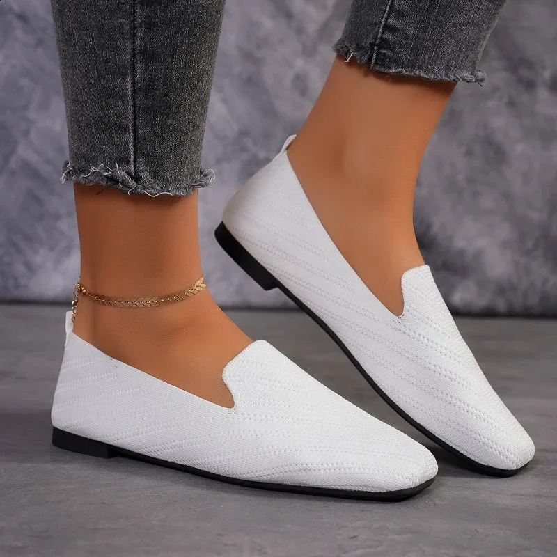 2024 Solid Color Square Toe Mesh Loafers Shallow Women Flats Shoes Soft Bottom Knit Ballet Flats Shoes Casual Slip on Shoes 250402