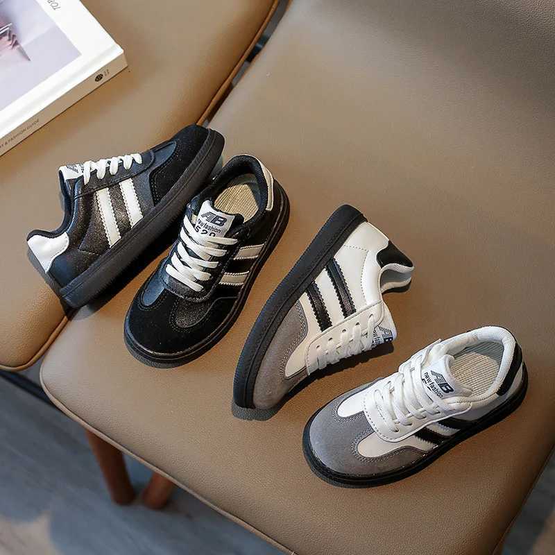 Boys Casual Sports Shoes 2025 Fall New Soft Soled Comfortable Running Shoes for Children Girls Board Shoes Retro Student Shoes W251110