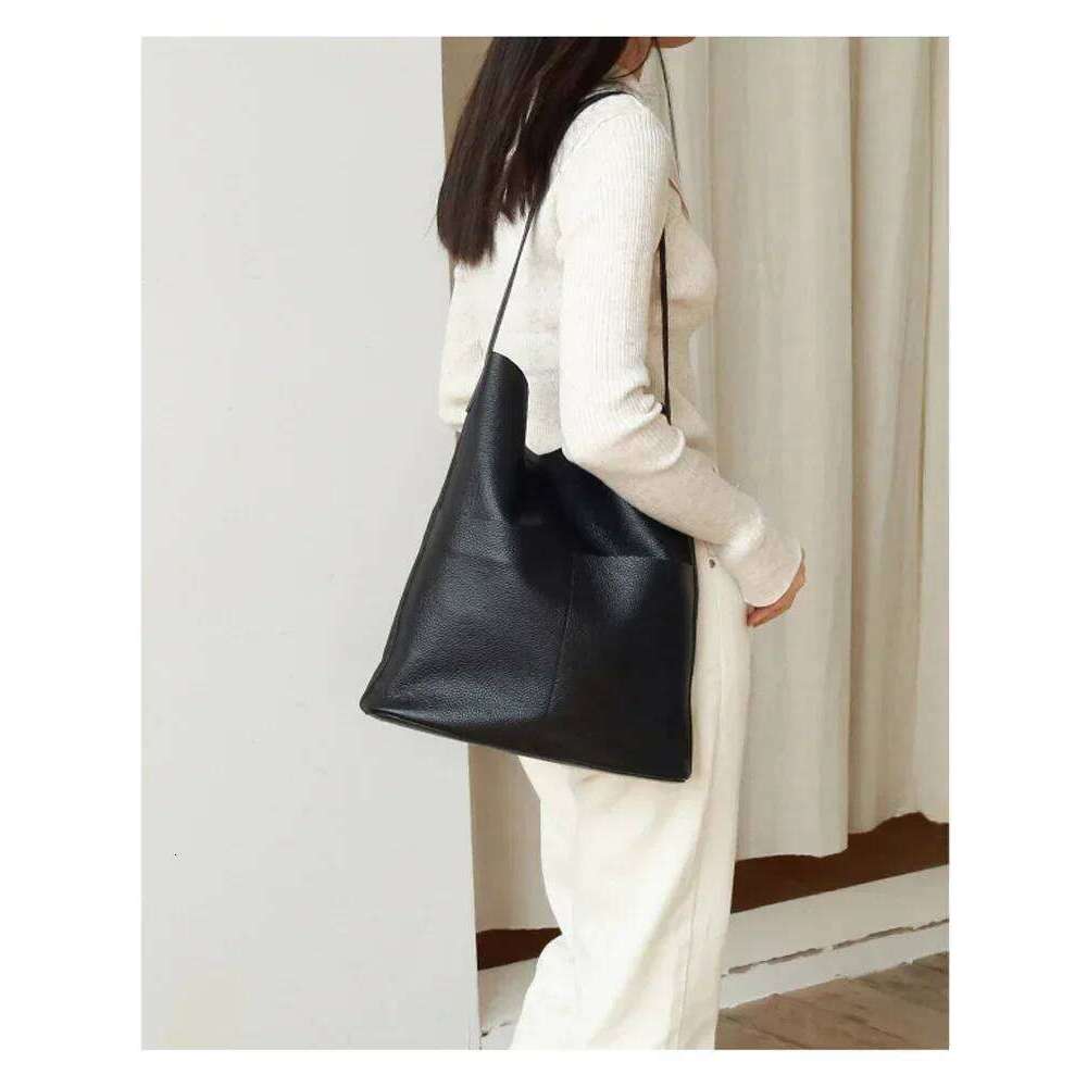 Women Handbag Soft Genuine Real Leather Bucket Totes Fashion Lady Shopping Casual Shoulder Shoper Bag For School Girls St251110